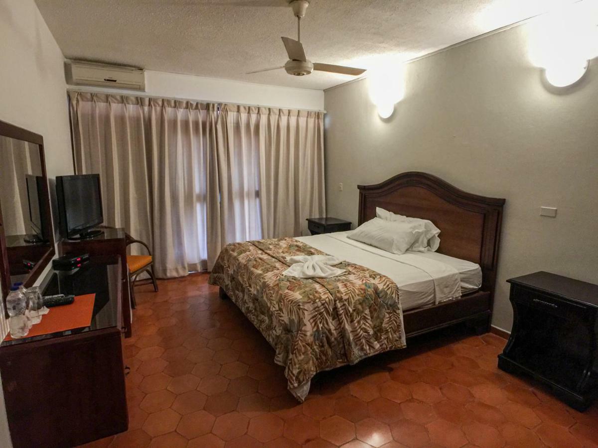 Hotel Alicia Beach Sosúa Dış mekan fotoğraf