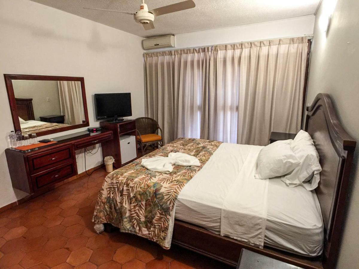 Hotel Alicia Beach Sosúa Dış mekan fotoğraf