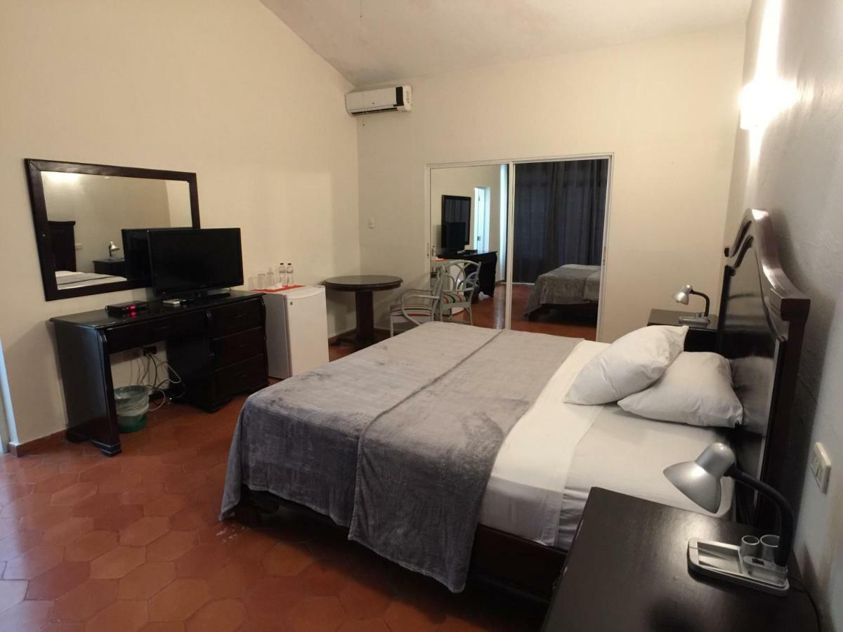 Hotel Alicia Beach Sosúa Dış mekan fotoğraf
